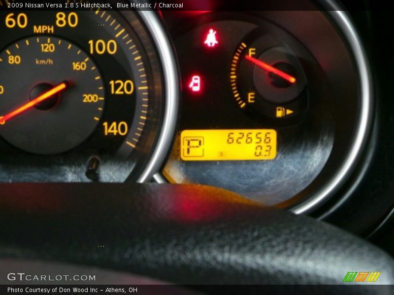Blue Metallic / Charcoal 2009 Nissan Versa 1.8 S Hatchback