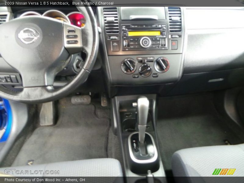 Blue Metallic / Charcoal 2009 Nissan Versa 1.8 S Hatchback