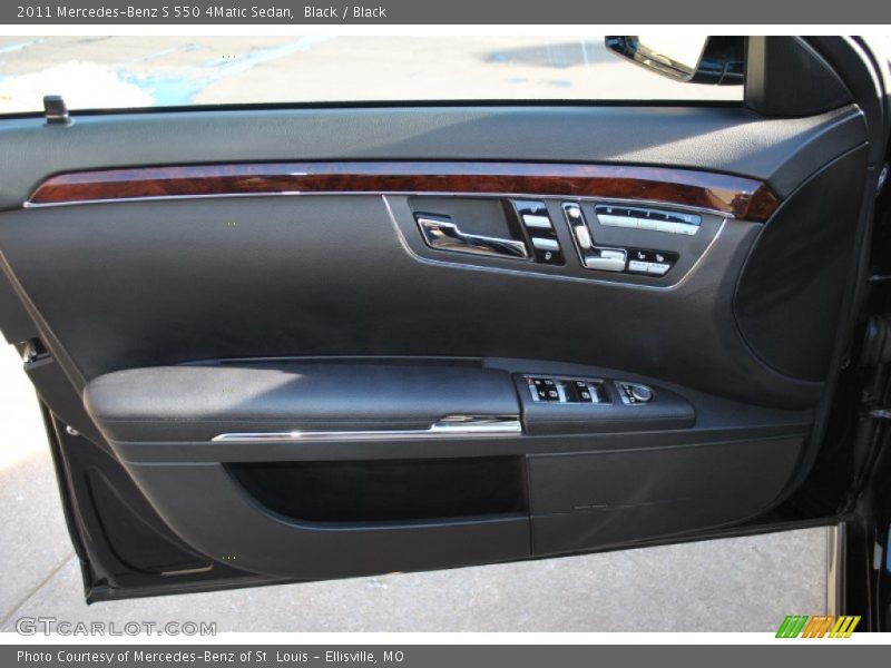 Black / Black 2011 Mercedes-Benz S 550 4Matic Sedan