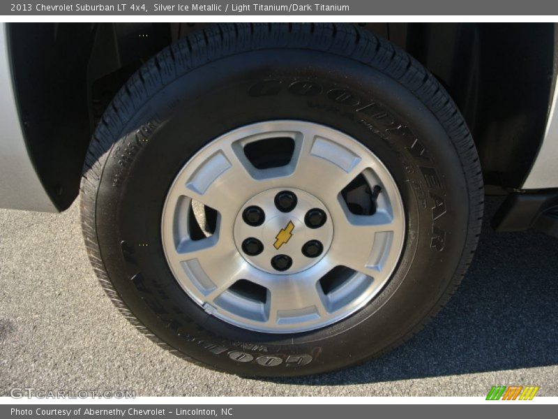 Silver Ice Metallic / Light Titanium/Dark Titanium 2013 Chevrolet Suburban LT 4x4