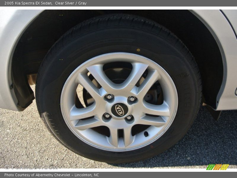 Clear Silver / Gray 2005 Kia Spectra EX Sedan