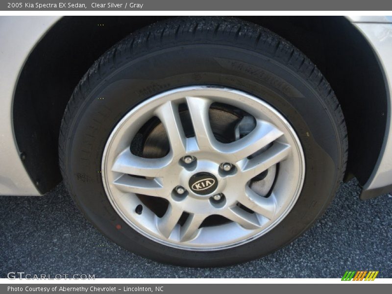 Clear Silver / Gray 2005 Kia Spectra EX Sedan