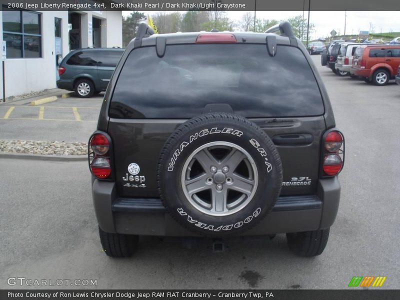 Dark Khaki Pearl / Dark Khaki/Light Graystone 2006 Jeep Liberty Renegade 4x4