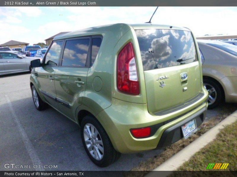 Alien Green / Black Soul Logo Cloth 2012 Kia Soul +