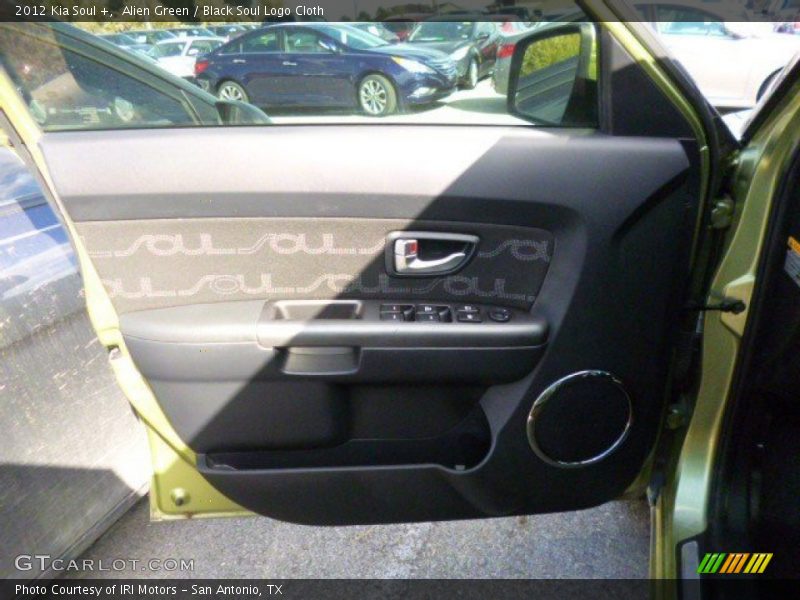 Alien Green / Black Soul Logo Cloth 2012 Kia Soul +
