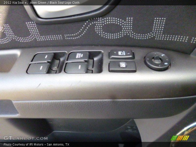 Alien Green / Black Soul Logo Cloth 2012 Kia Soul +