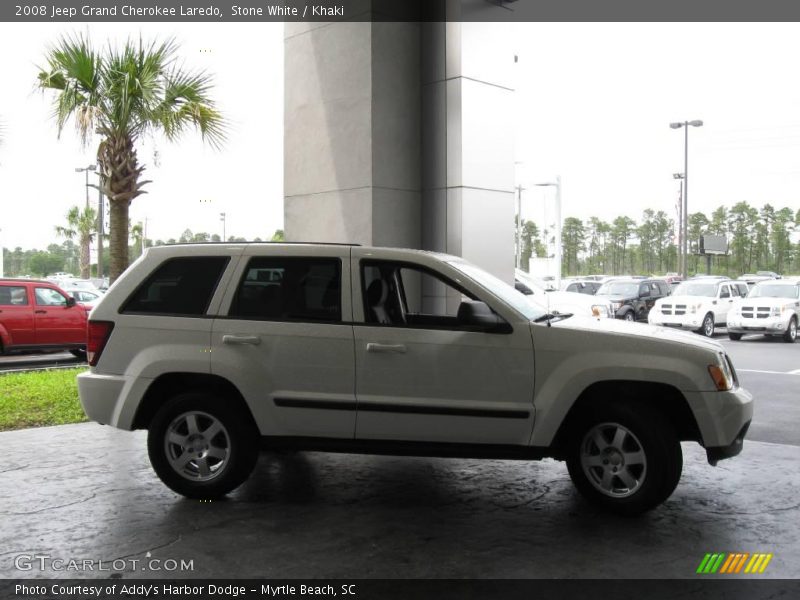 Stone White / Khaki 2008 Jeep Grand Cherokee Laredo