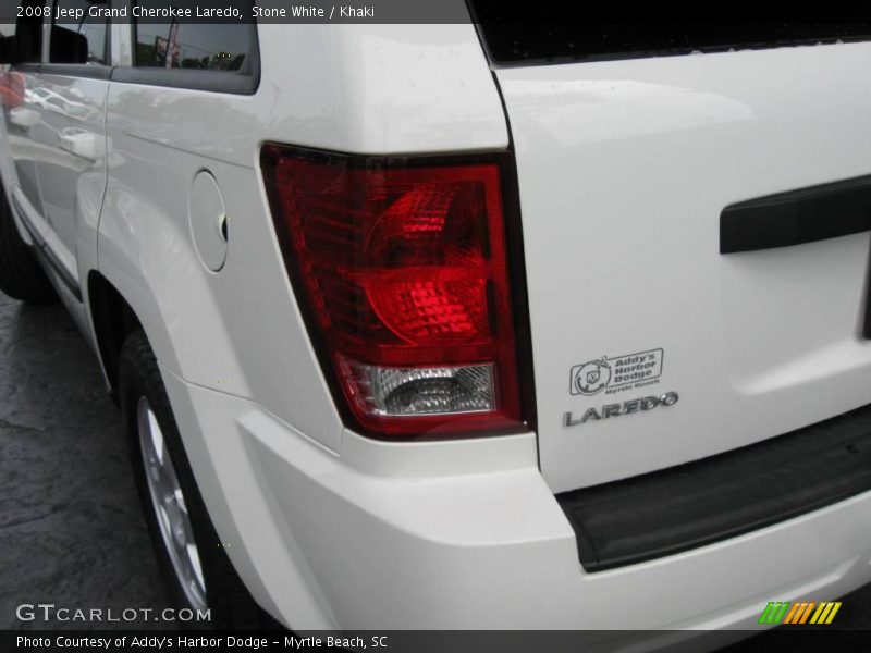 Stone White / Khaki 2008 Jeep Grand Cherokee Laredo