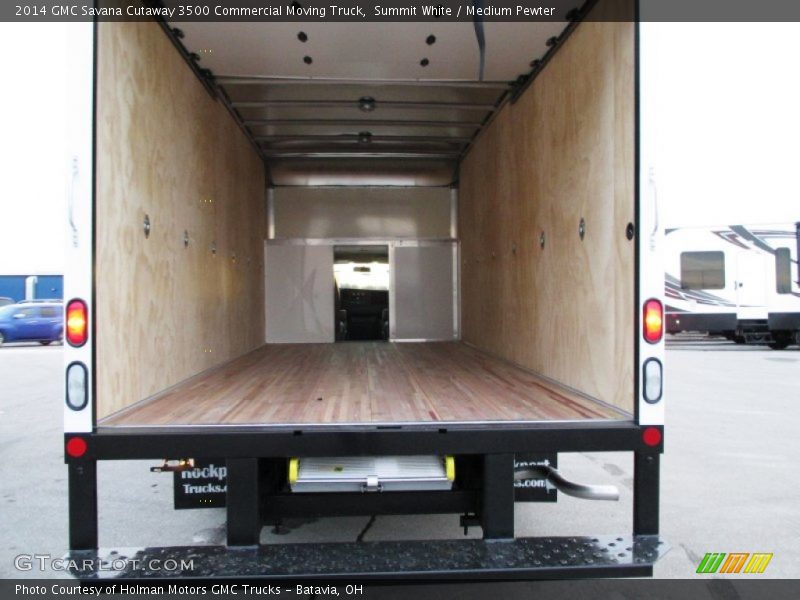  2014 Savana Cutaway 3500 Commercial Moving Truck Medium Pewter Interior