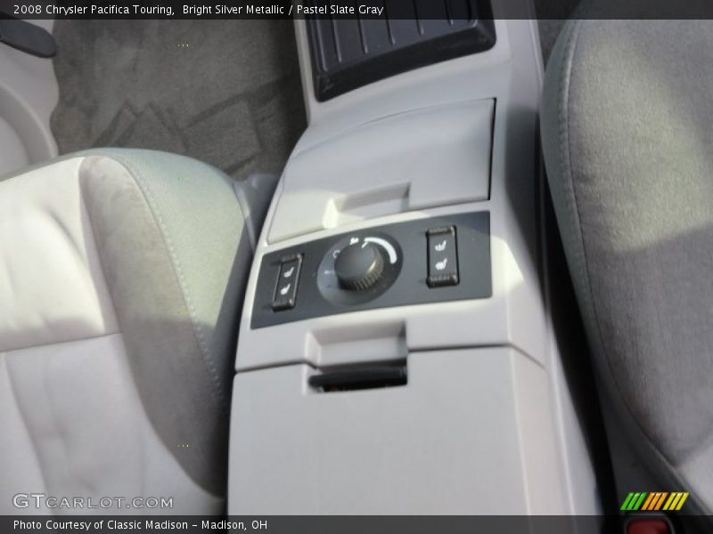 Bright Silver Metallic / Pastel Slate Gray 2008 Chrysler Pacifica Touring