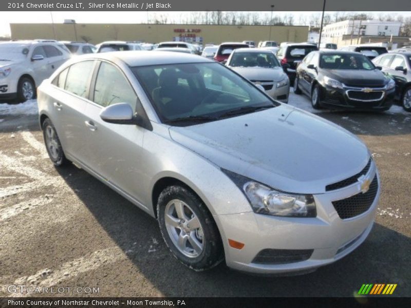 Silver Ice Metallic / Jet Black 2014 Chevrolet Cruze LT