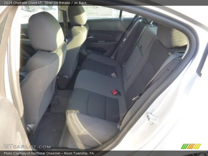 Silver Ice Metallic / Jet Black 2014 Chevrolet Cruze LT