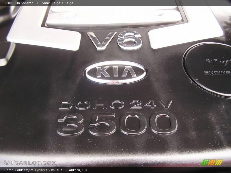 Sand Beige / Beige 2006 Kia Sorento LX