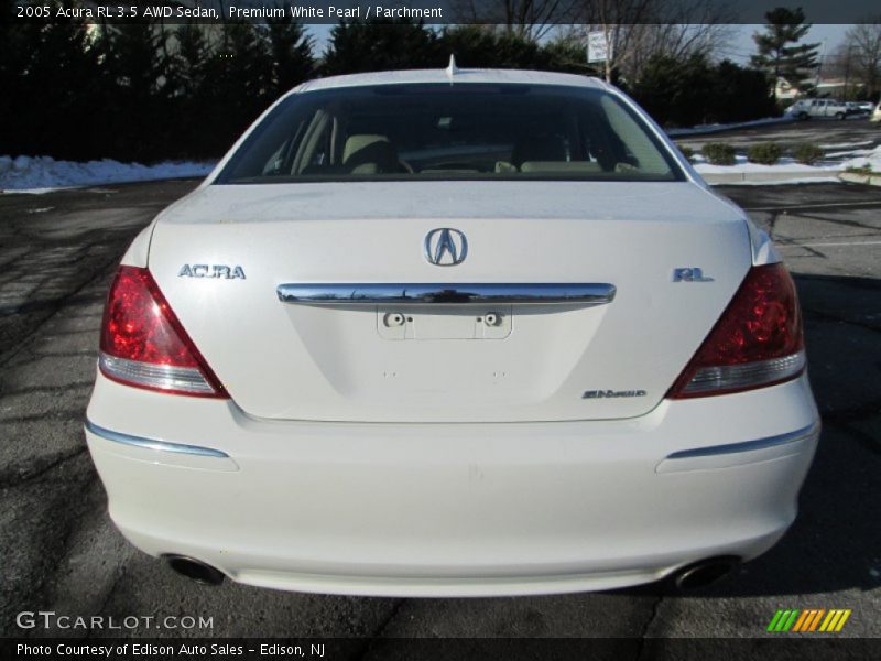 Premium White Pearl / Parchment 2005 Acura RL 3.5 AWD Sedan