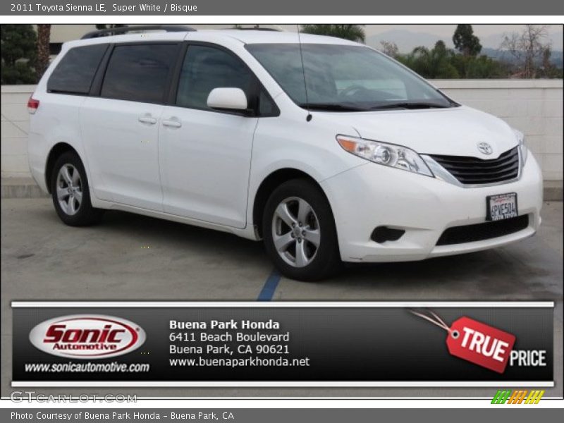 Super White / Bisque 2011 Toyota Sienna LE