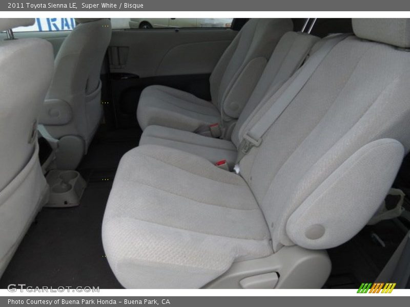 Super White / Bisque 2011 Toyota Sienna LE