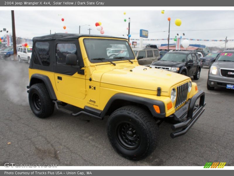 Solar Yellow / Dark Slate Gray 2004 Jeep Wrangler X 4x4