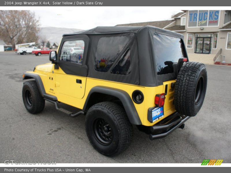 Solar Yellow / Dark Slate Gray 2004 Jeep Wrangler X 4x4