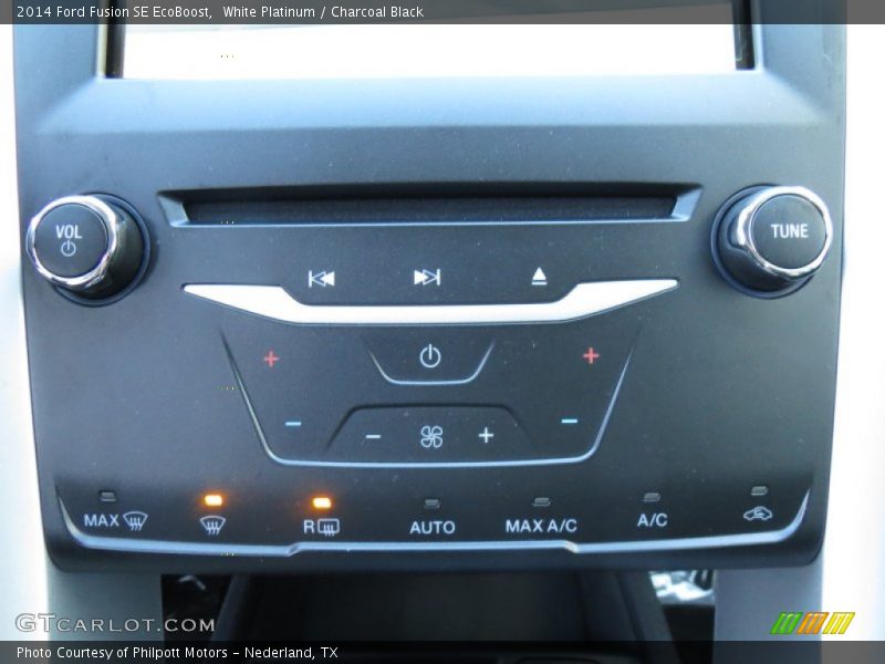 White Platinum / Charcoal Black 2014 Ford Fusion SE EcoBoost