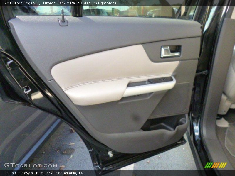 Tuxedo Black Metallic / Medium Light Stone 2013 Ford Edge SEL