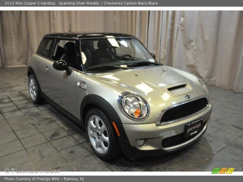 Sparkling Silver Metallic / Checkered Carbon Black/Black 2010 Mini Cooper S Hardtop