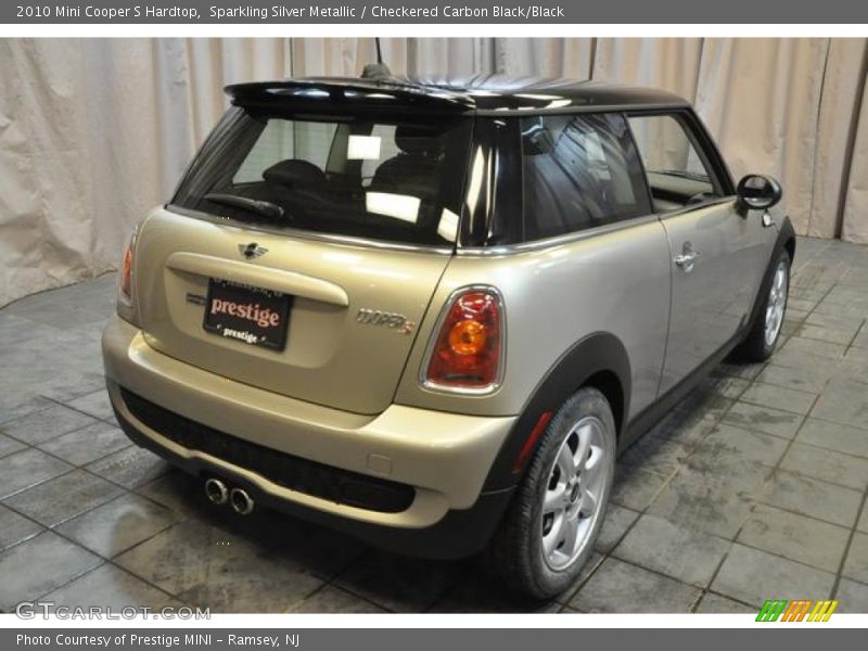 Sparkling Silver Metallic / Checkered Carbon Black/Black 2010 Mini Cooper S Hardtop