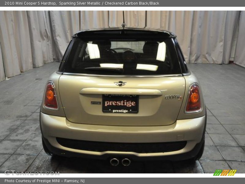 Sparkling Silver Metallic / Checkered Carbon Black/Black 2010 Mini Cooper S Hardtop