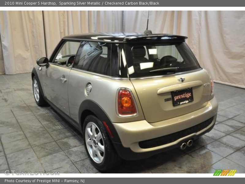 Sparkling Silver Metallic / Checkered Carbon Black/Black 2010 Mini Cooper S Hardtop