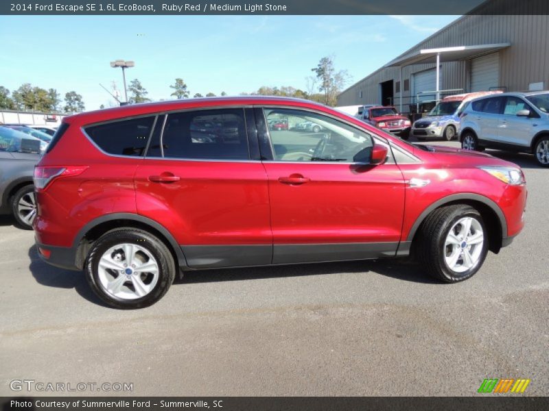  2014 Escape SE 1.6L EcoBoost Ruby Red