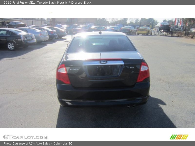 Tuxedo Black Metallic / Charcoal Black 2010 Ford Fusion SEL