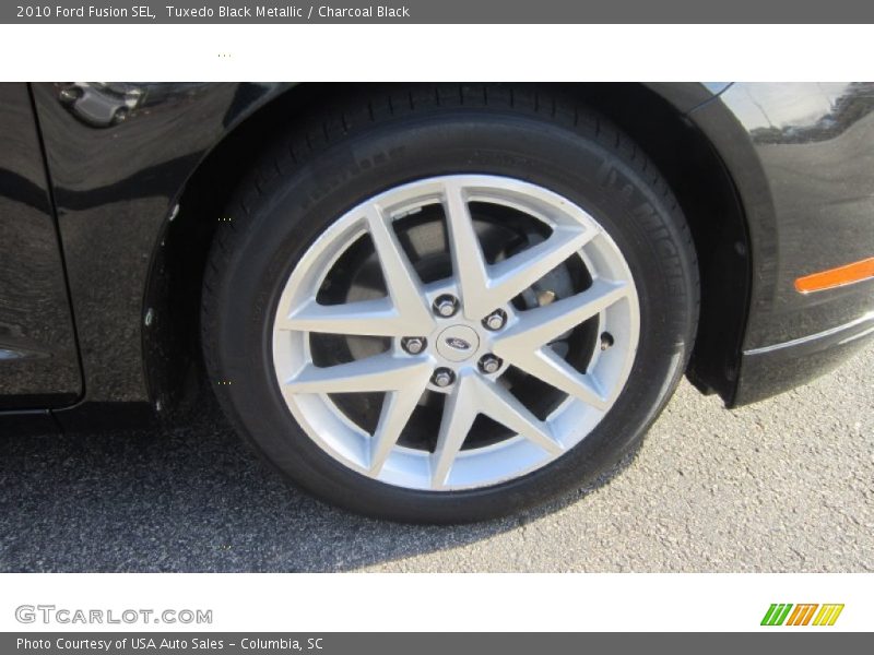 Tuxedo Black Metallic / Charcoal Black 2010 Ford Fusion SEL