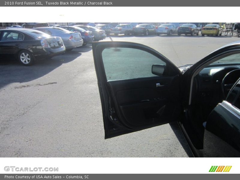 Tuxedo Black Metallic / Charcoal Black 2010 Ford Fusion SEL