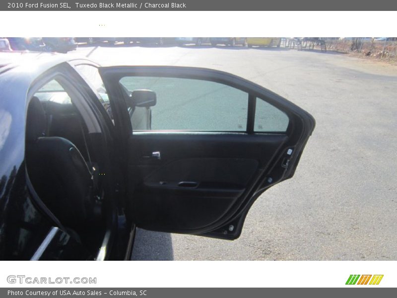 Tuxedo Black Metallic / Charcoal Black 2010 Ford Fusion SEL