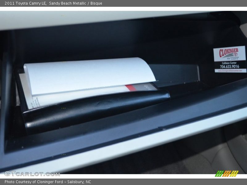 Sandy Beach Metallic / Bisque 2011 Toyota Camry LE