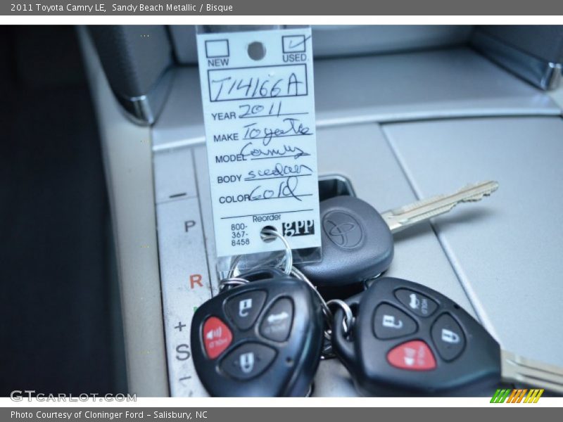Sandy Beach Metallic / Bisque 2011 Toyota Camry LE