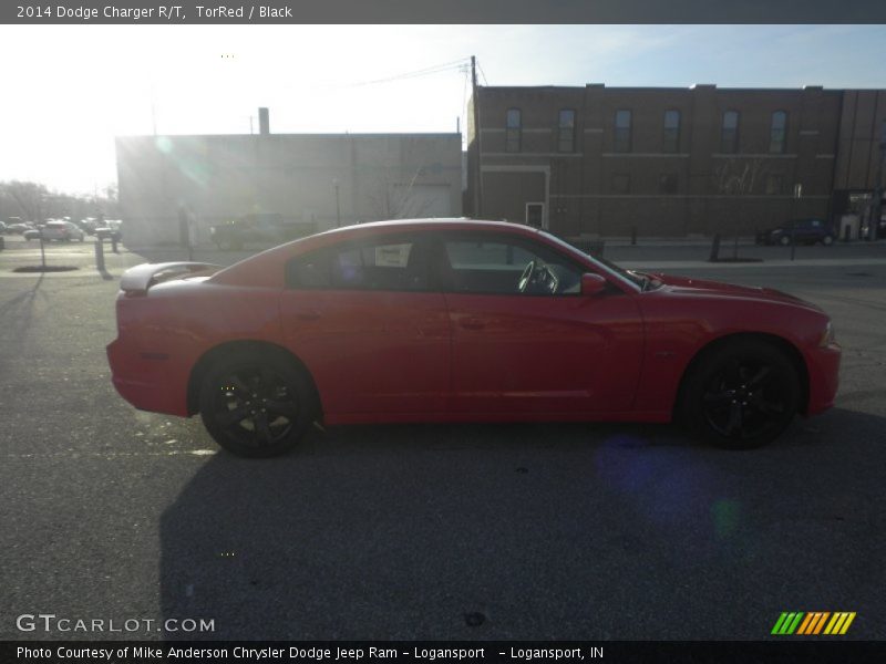 TorRed / Black 2014 Dodge Charger R/T