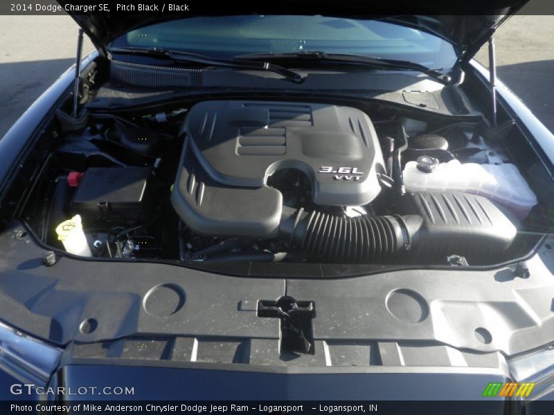 Pitch Black / Black 2014 Dodge Charger SE