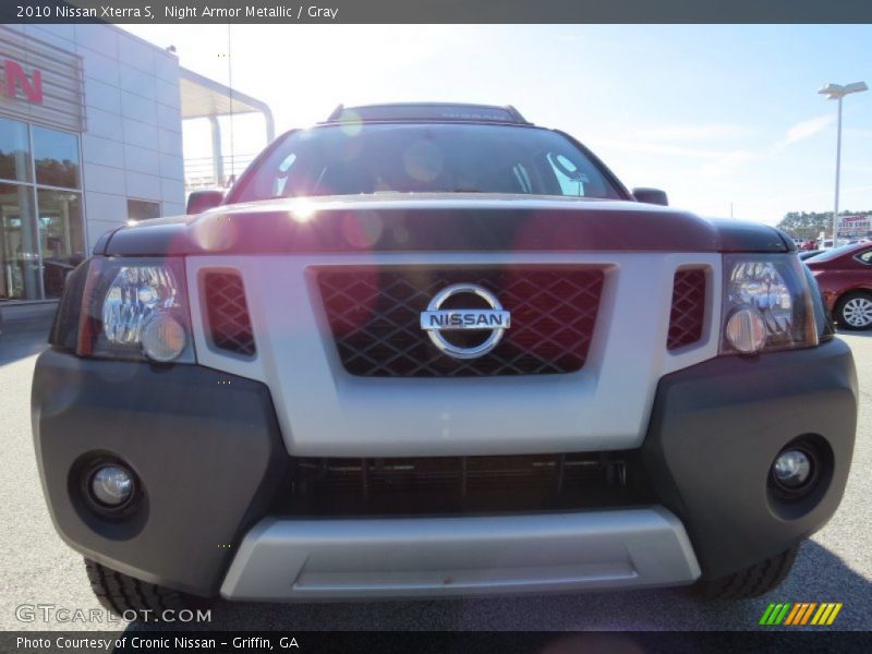 Night Armor Metallic / Gray 2010 Nissan Xterra S