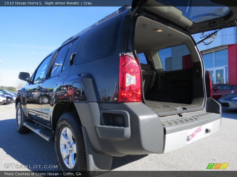 Night Armor Metallic / Gray 2010 Nissan Xterra S