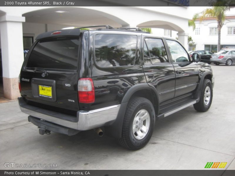 Black / Gray 2000 Toyota 4Runner SR5