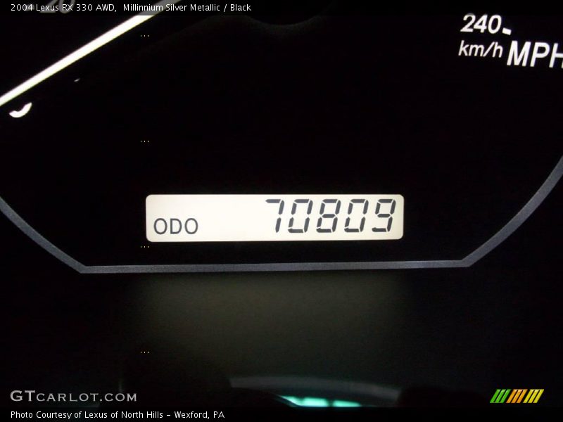 Millinnium Silver Metallic / Black 2004 Lexus RX 330 AWD