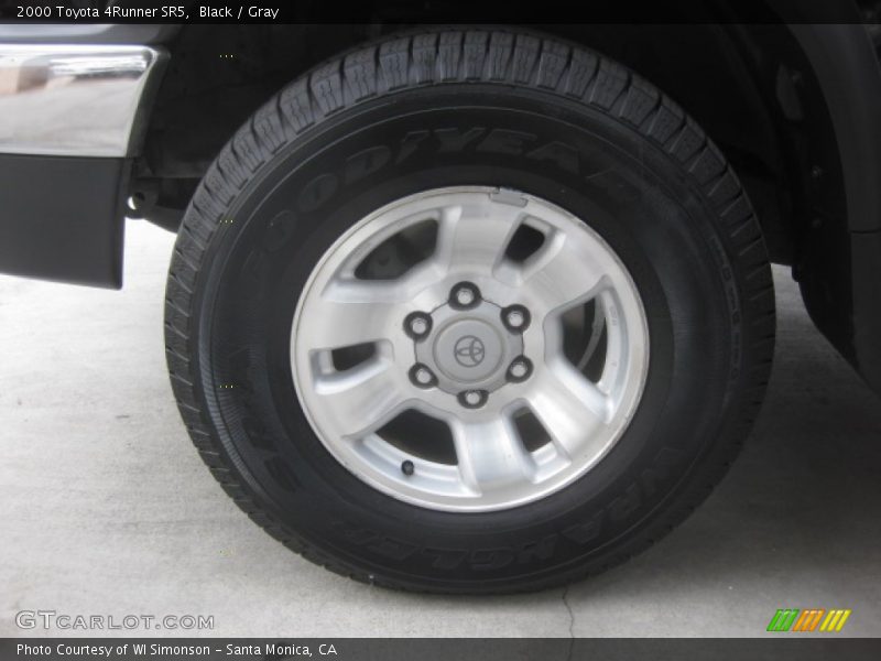 Black / Gray 2000 Toyota 4Runner SR5