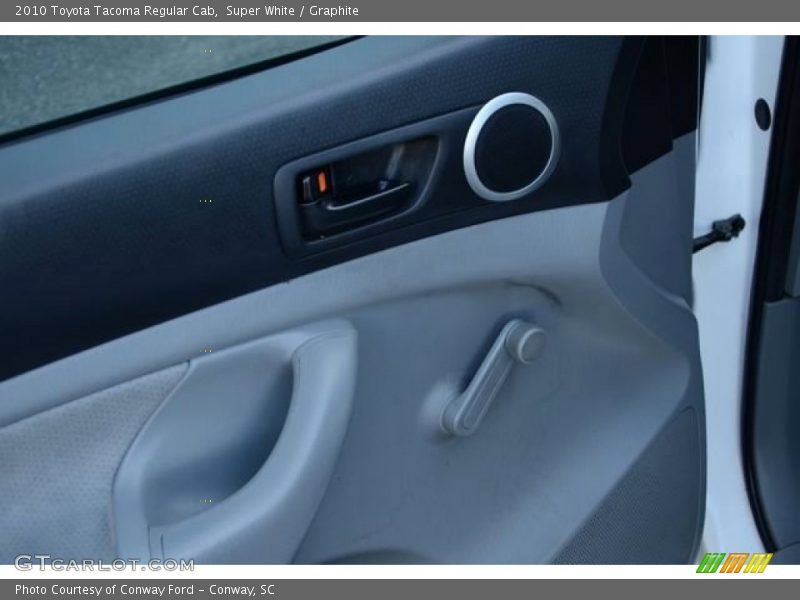 Super White / Graphite 2010 Toyota Tacoma Regular Cab