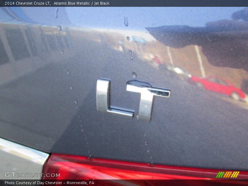 Atlantis Blue Metallic / Jet Black 2014 Chevrolet Cruze LT
