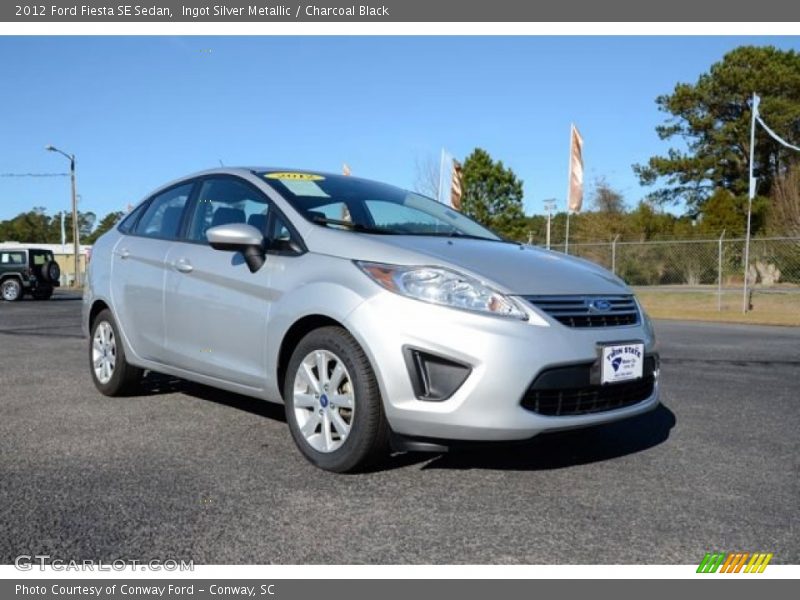 Ingot Silver Metallic / Charcoal Black 2012 Ford Fiesta SE Sedan