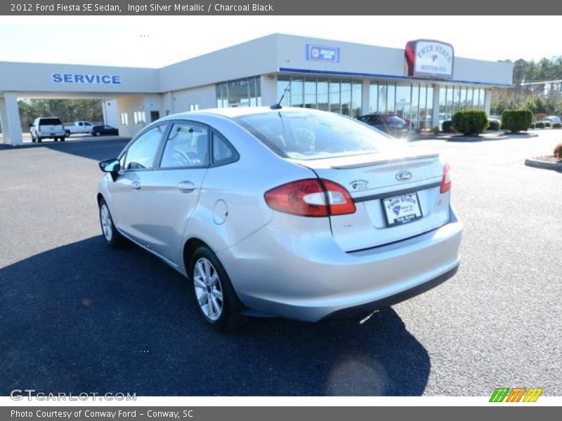 Ingot Silver Metallic / Charcoal Black 2012 Ford Fiesta SE Sedan