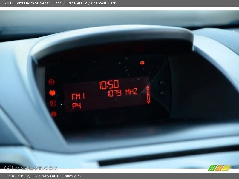Ingot Silver Metallic / Charcoal Black 2012 Ford Fiesta SE Sedan