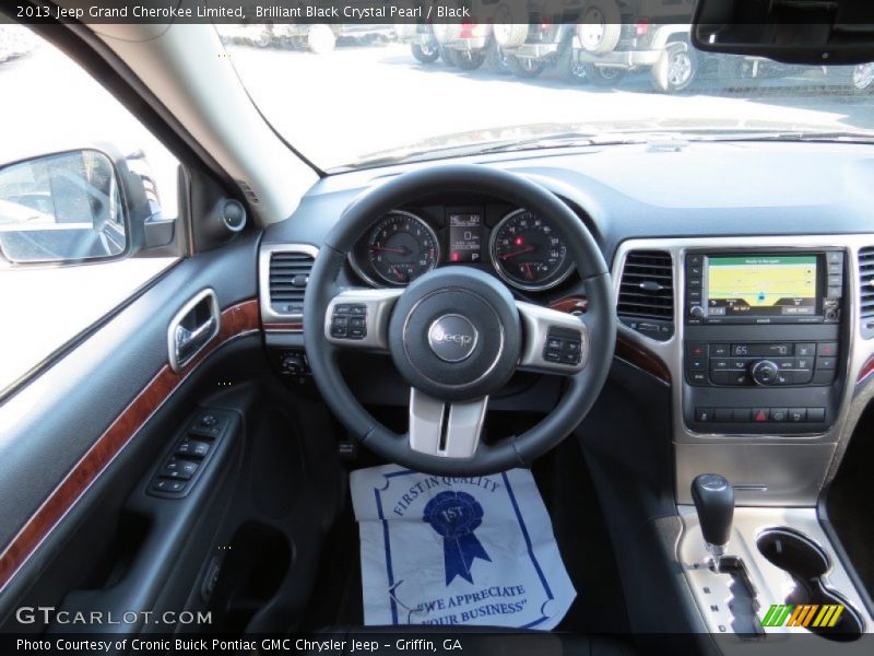 Brilliant Black Crystal Pearl / Black 2013 Jeep Grand Cherokee Limited