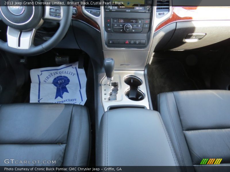 Brilliant Black Crystal Pearl / Black 2013 Jeep Grand Cherokee Limited