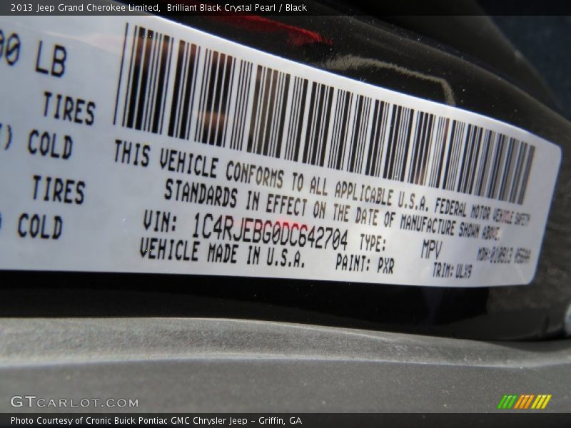 Brilliant Black Crystal Pearl / Black 2013 Jeep Grand Cherokee Limited
